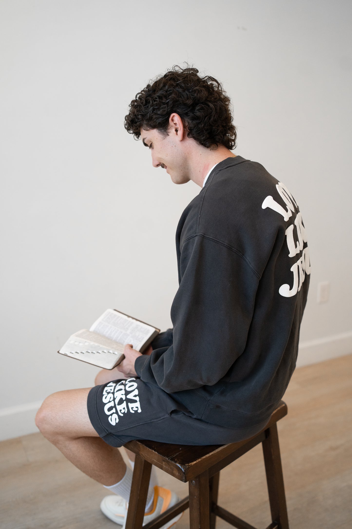 Love Like Jesus Sweat-shorts