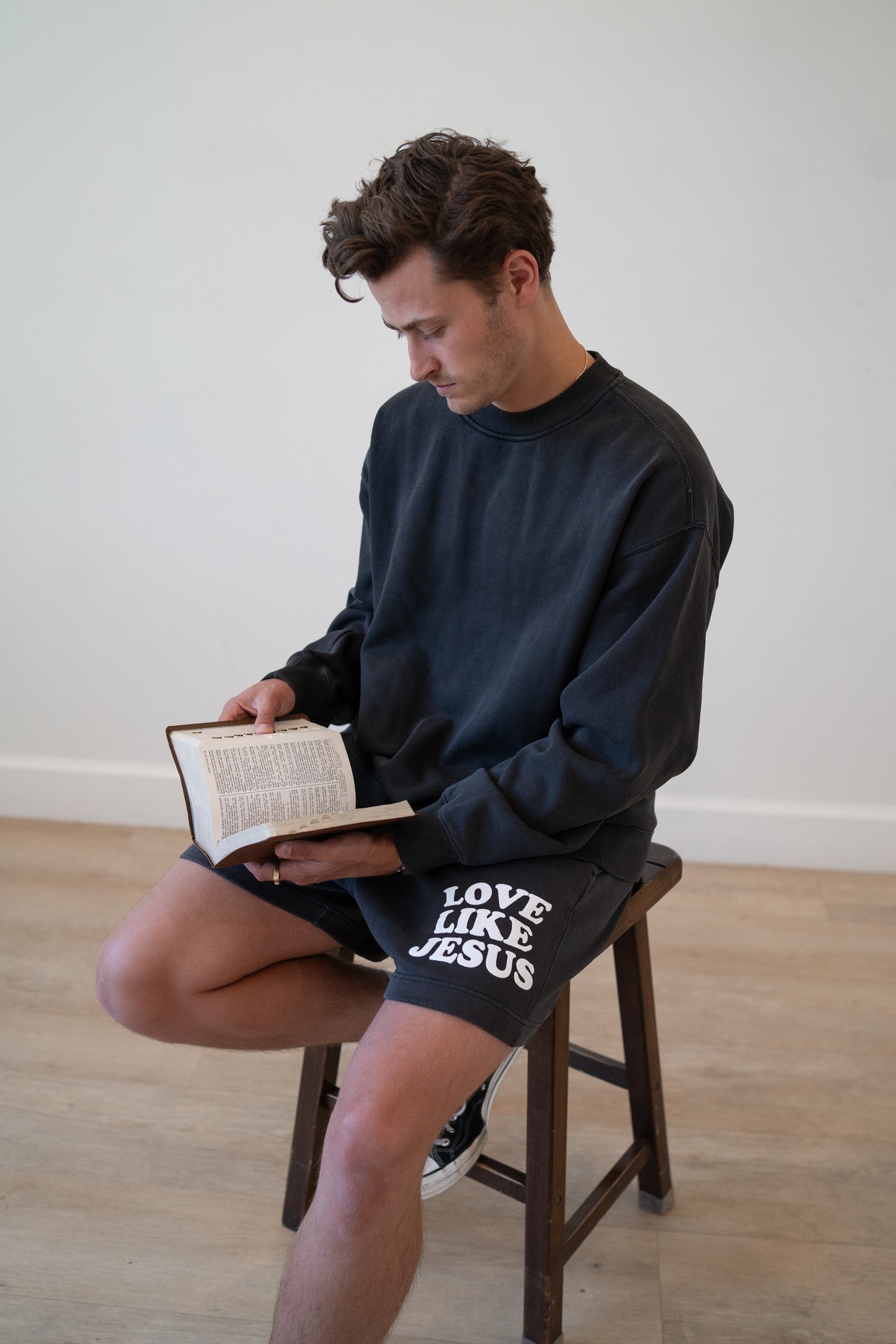 Love Like Jesus Sweat-shorts